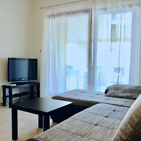 Daire Livia With 2 Cozy Terraces Near Pula