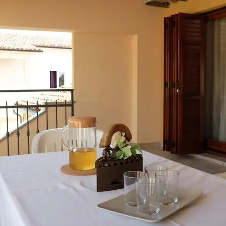 Livia With 2 Cozy Terraces Near Pula *